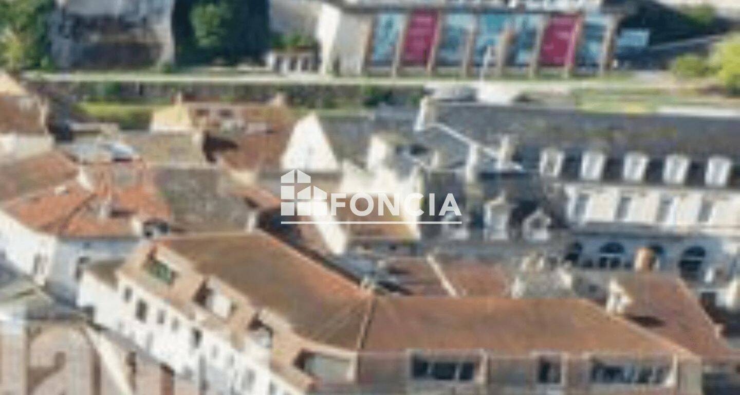 Appartement 5 pièces 103 m² · à Villeneuve-sur-Lot · 103 m² · 147 000 €