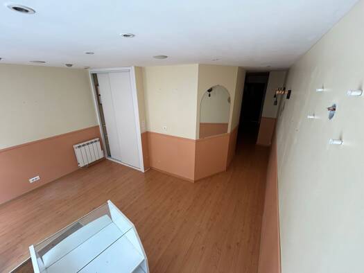 Colocation à louer 860 € 7 pièces 60 m² RDC/3 disponible dès maintenant Centre Chalon-sur-Saône 71100