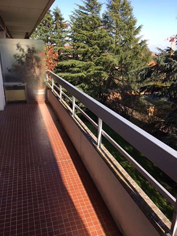 Appartement 1 pièce 32 m² · à Champagne-au-Mont-d'Or · 32 m² · 701 €