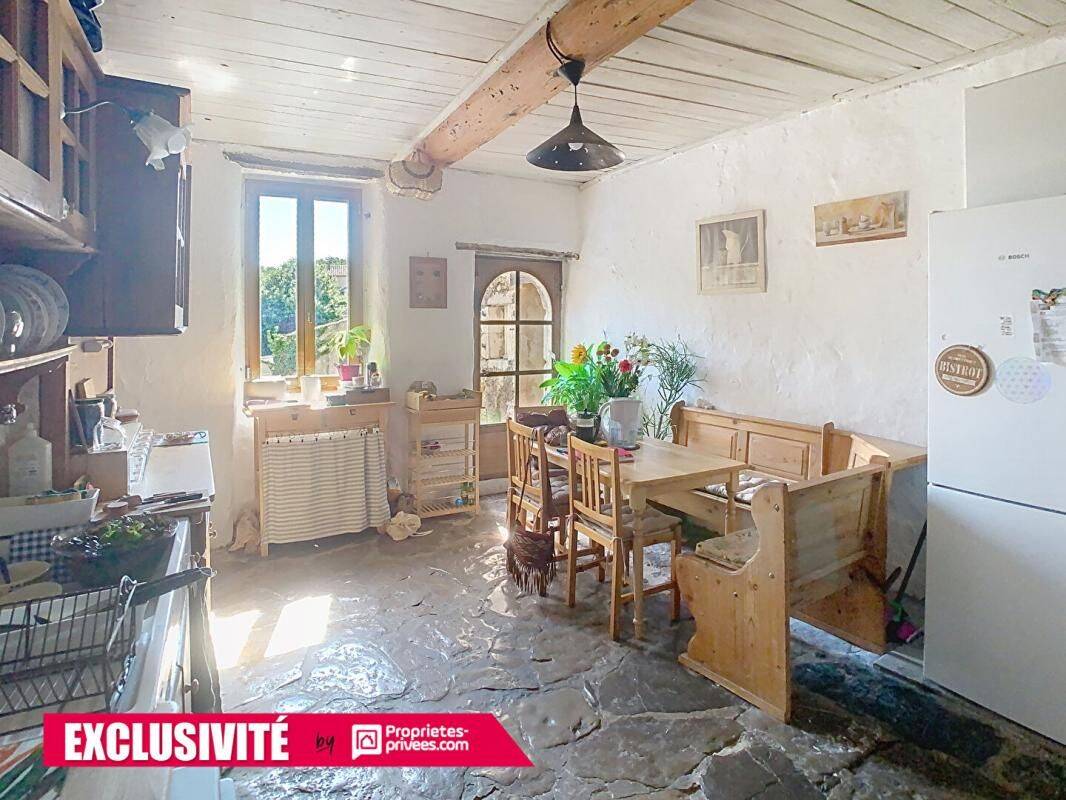 Maison 6 pièces 125 m² · à Causse de la Selle · 125 m² · 210 000 €