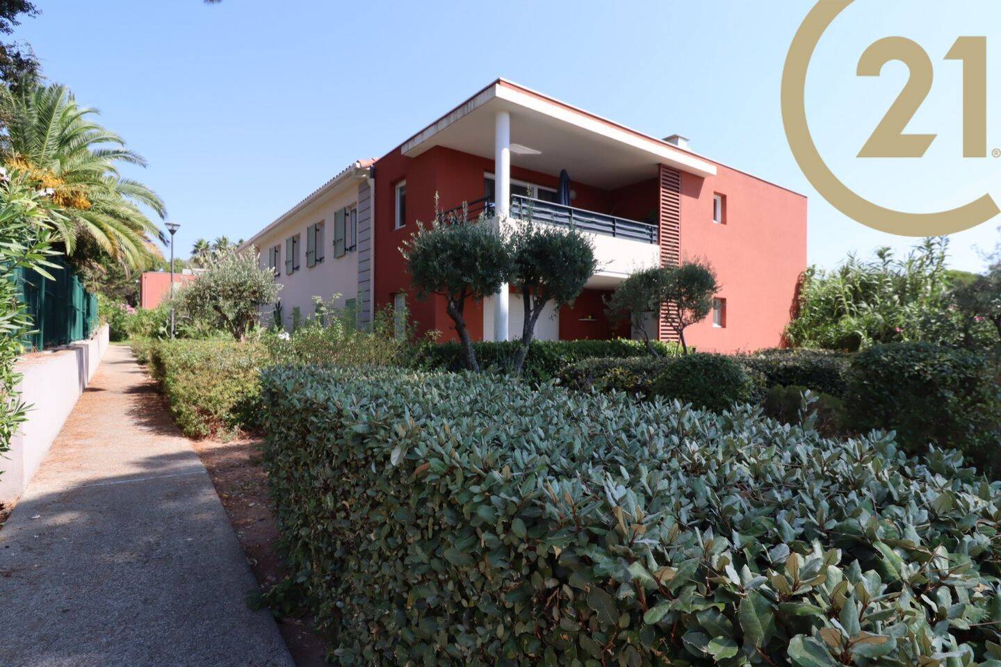 Appartement 4 pièces 76 m² · à Fréjus · 76 m² · 389 000 €