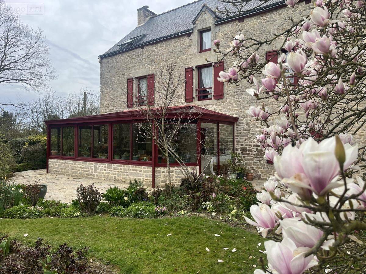 Maison 10 pièces 228 m² · à Guégon · 228 m² · 343 020 €