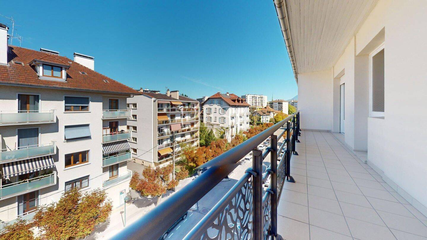 Appartement 3 pièces 60 m² · à Annecy · 59,7 m² · 1 390 €/mois
