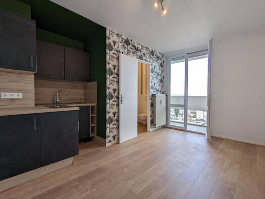 Appartement à louer - logement étudiant 416 € 1 pièce 18,7 m² Colombiere Chalon-sur-Saône 71100