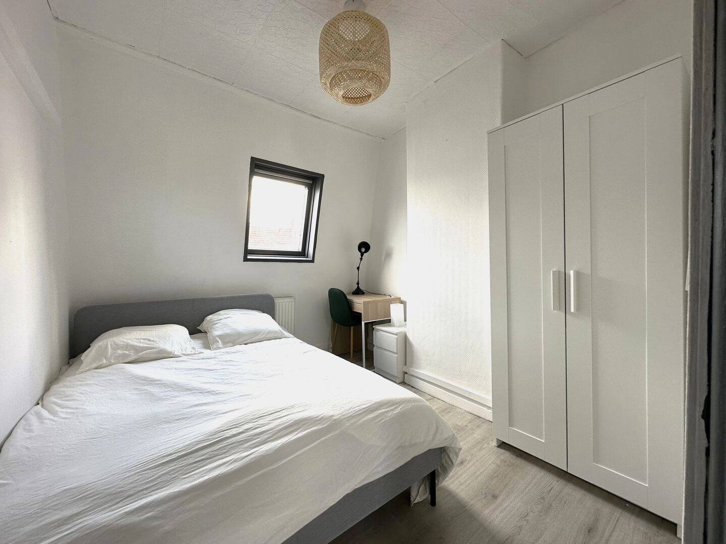 1 pièce 14 m² · à Roubaix · 14 m² · 400 €