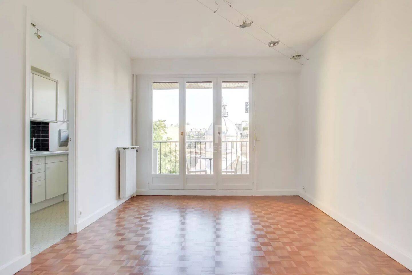 Appartement 2 pièces 43 m² · à Paris 16ème Arrondissement · 42,8 m² · 1 838 €