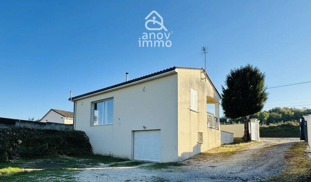 Maison 5 pièces 122 m² · à Roullet-Saint-Estèphe · 121,8 m² · 225 000 €