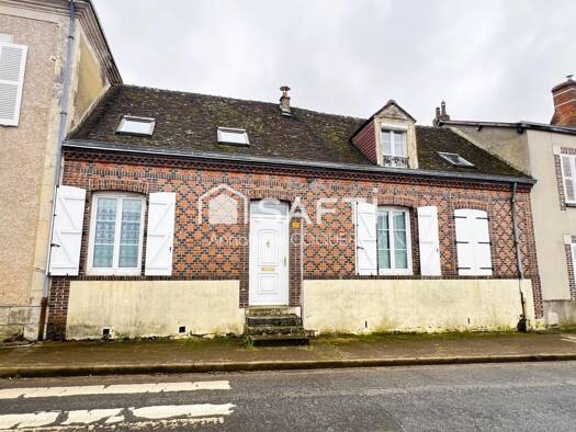 Maison à vendre 110 900 € 6 pièces 5 chambres 103 m² 368 m² de terrain Frazé 28160