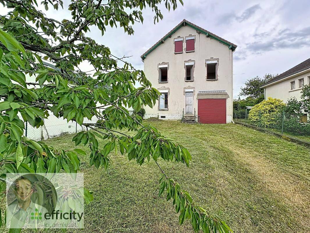 Maison 6 pièces 180 m² · à Saint-Yorre · 180 m² · 160 800 €