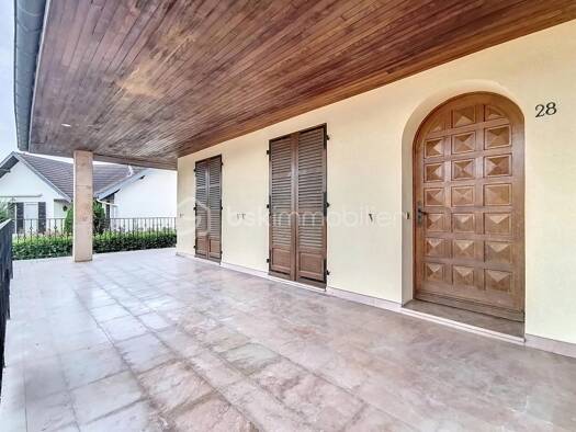 Maison à vendre 309 000 € 7 pièces 5 chambres 234 m² Tavaux 39500