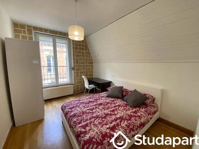 Appartement 4 pièces 80 m² · à Charleville-Mézières · 80 m² · 590 €