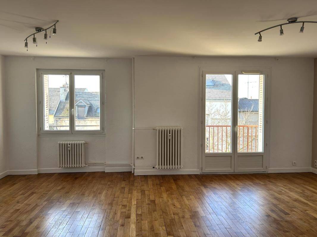 Appartement 5 pièces 81 m² · à Dijon · 81 m² · 875 €/mois