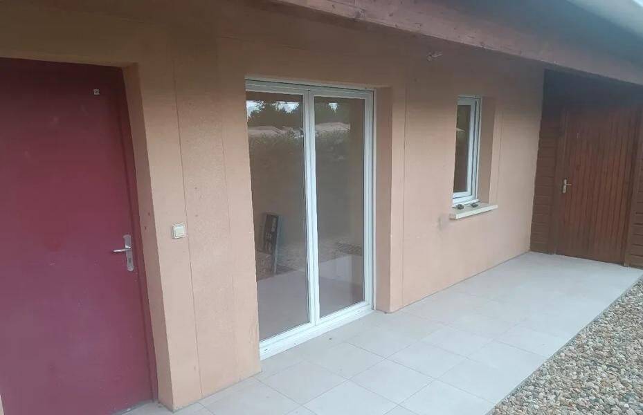 Maison 3 pièces 40 m² · à Étauliers · 40 m² · 745 €/mois