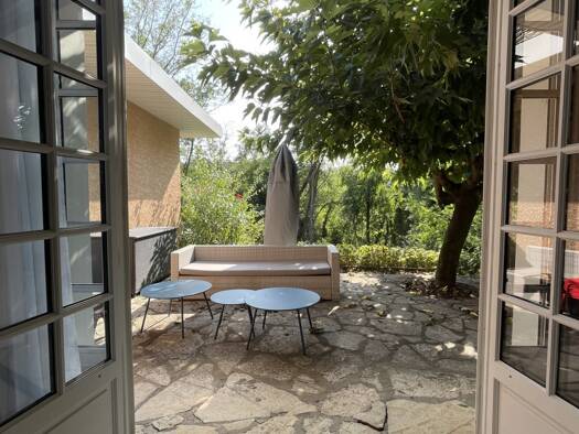 Maison à vendre 1 180 000 € 8 pièces 5 chambres 300 m² 1 400 m² de terrain Francheville 69340