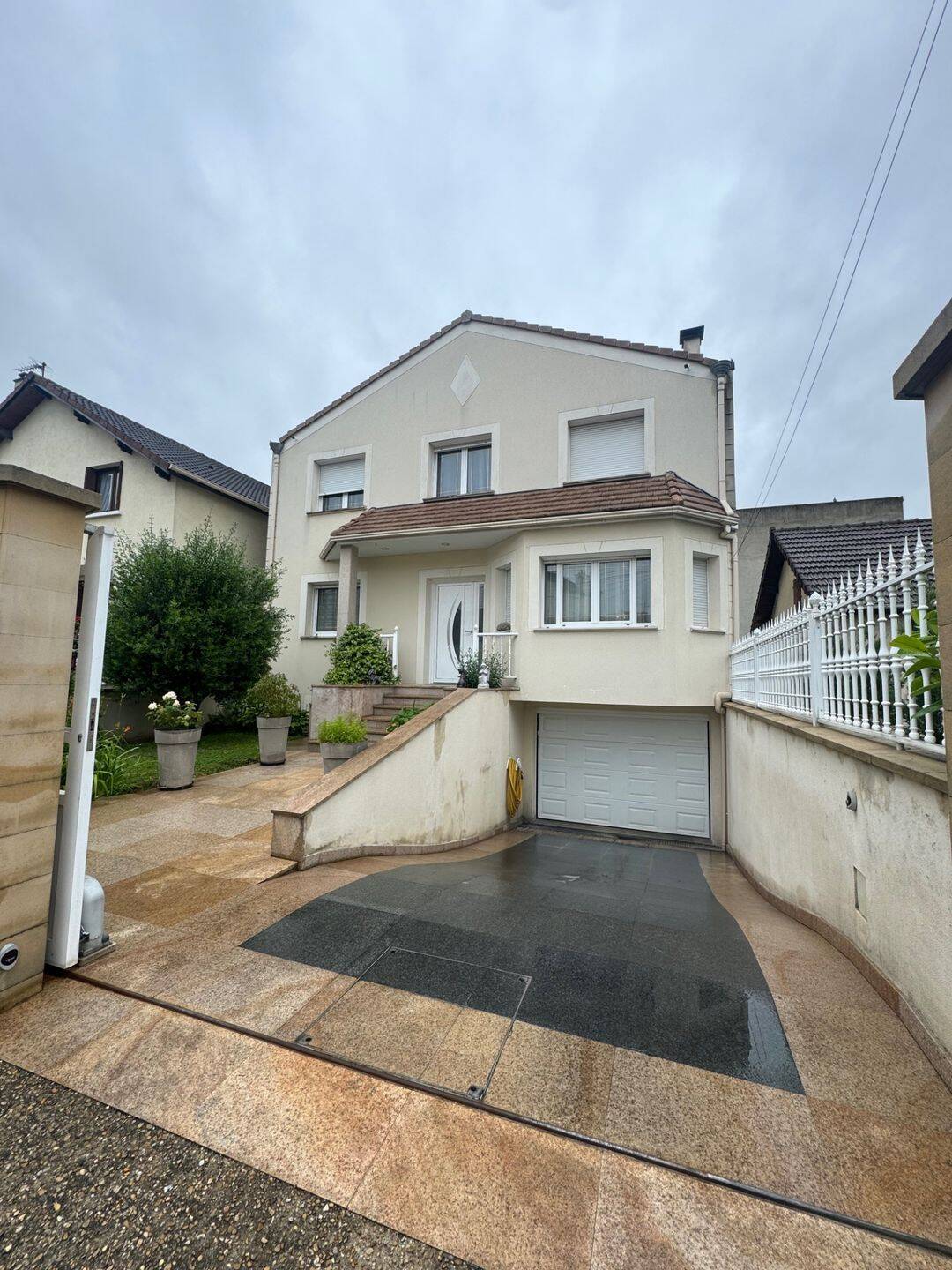 Maison 6 pièces 150 m² · à Drancy · 150 m² · 580 000 €