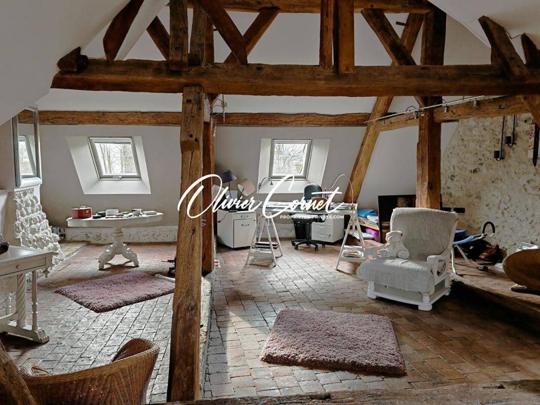 Maison 6 pièces 209 m² · à Nogent-le-Rotrou · 209 m² · 329 000 €