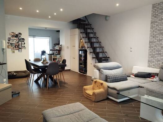 Appartement à vendre 205 000 € 4 pièces 2 chambres 101 m² RDC/3 Centre Tarare 69170