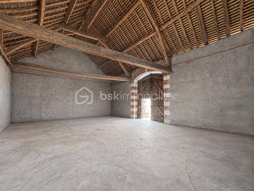 Maison 7 pièces 220 m² · à Esvres · 220 m² · 499 000 €
