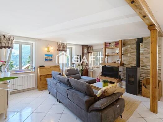 Maison à vendre 315 000 € 4 pièces 3 chambres 106 m² 153 m² de terrain Orcières 05170