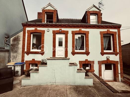 Maison à vendre 172 000 € 4 pièces 3 chambres 80 m² 144 m² de terrain Centre Est Cherbourg-en-Cotentin 50100