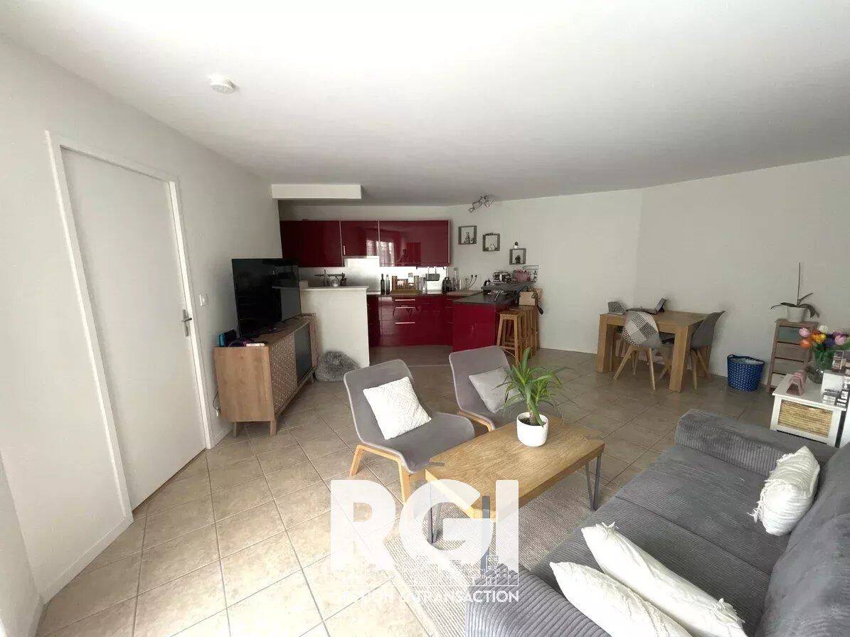 Appartement 3 pièces 58 m² · à Voisins-le-Bretonneux · 58 m² · 1 400 €/mois