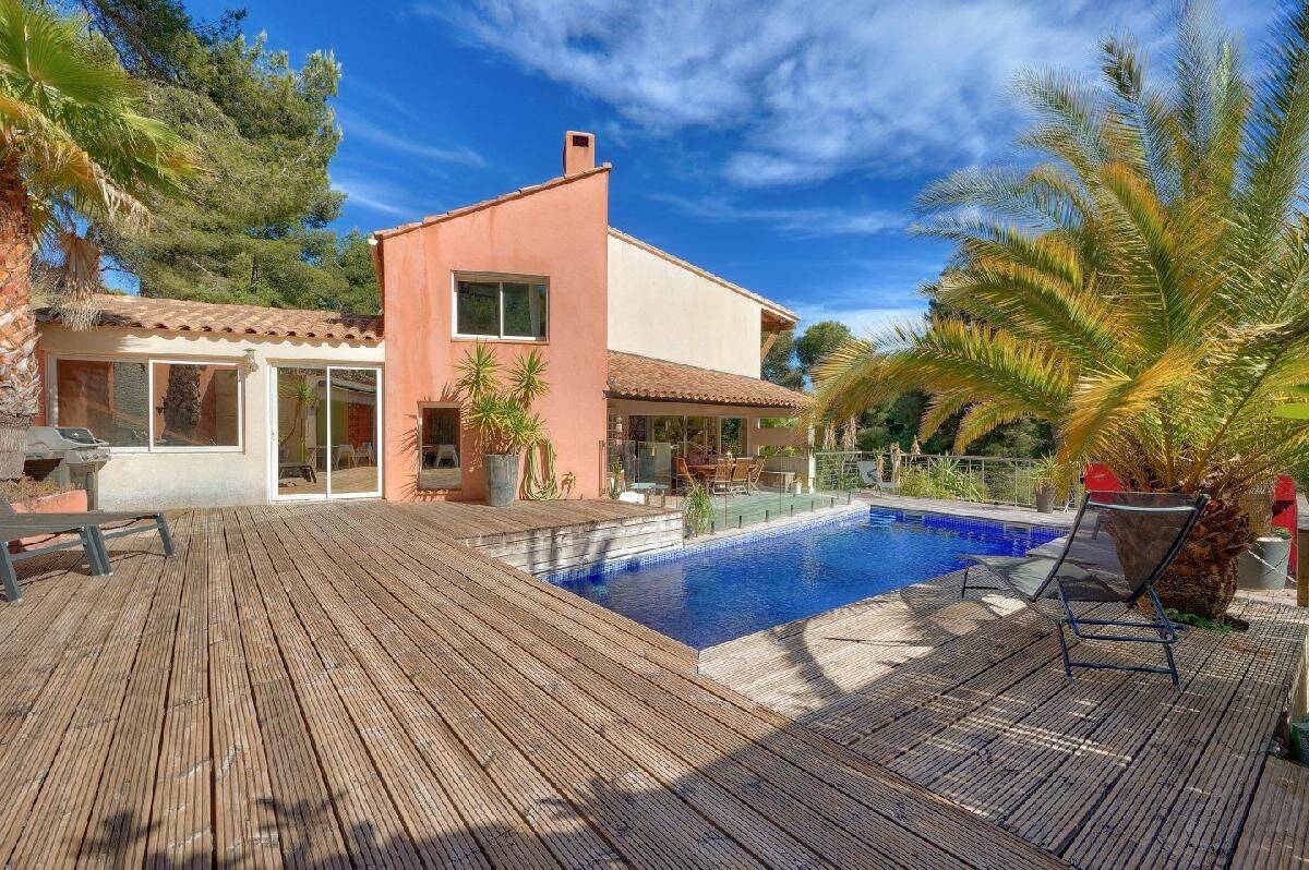 Maison 7 pièces 191 m² · à Carry-le-Rouet · 191 m² · 1 090 000 €