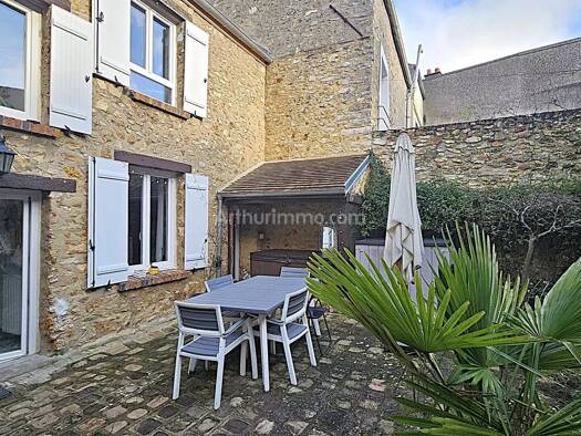 Maison à vendre 359 000 € 7 pièces 4 chambres 205 m² 185 m² de terrain Montlhéry 91310