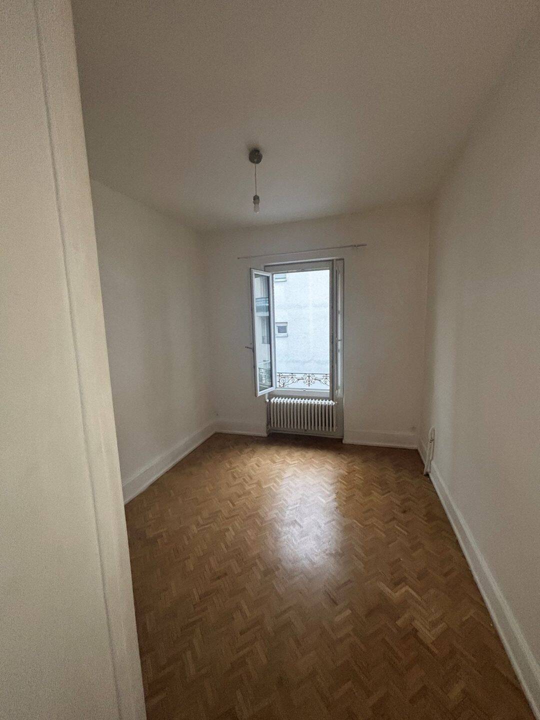 24 RUE EUGENE FOURNIERE — 6