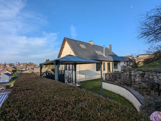 Maison à vendre 171 200 € 4 pièces 3 chambres 132 m² Ussel 19200