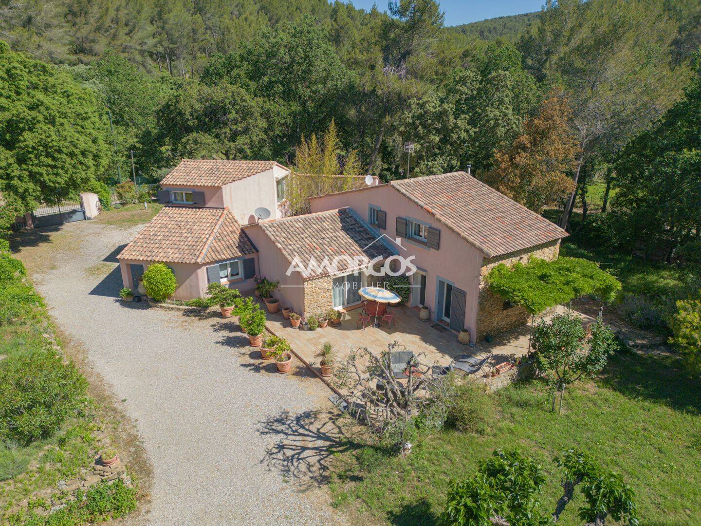Maison 6 pièces 180 m² · à Le Beausset · 180 m² · 960 000 €