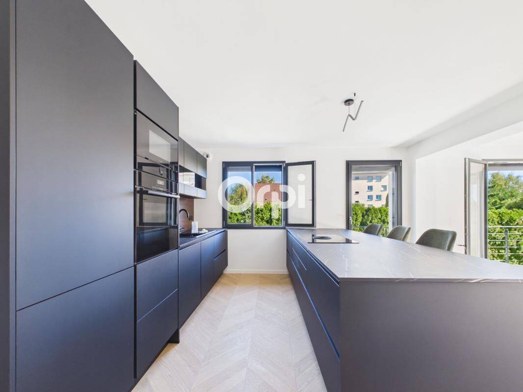 Maison 6 pièces 164 m² · à Champagnole · 163,7 m² · 370 000 €