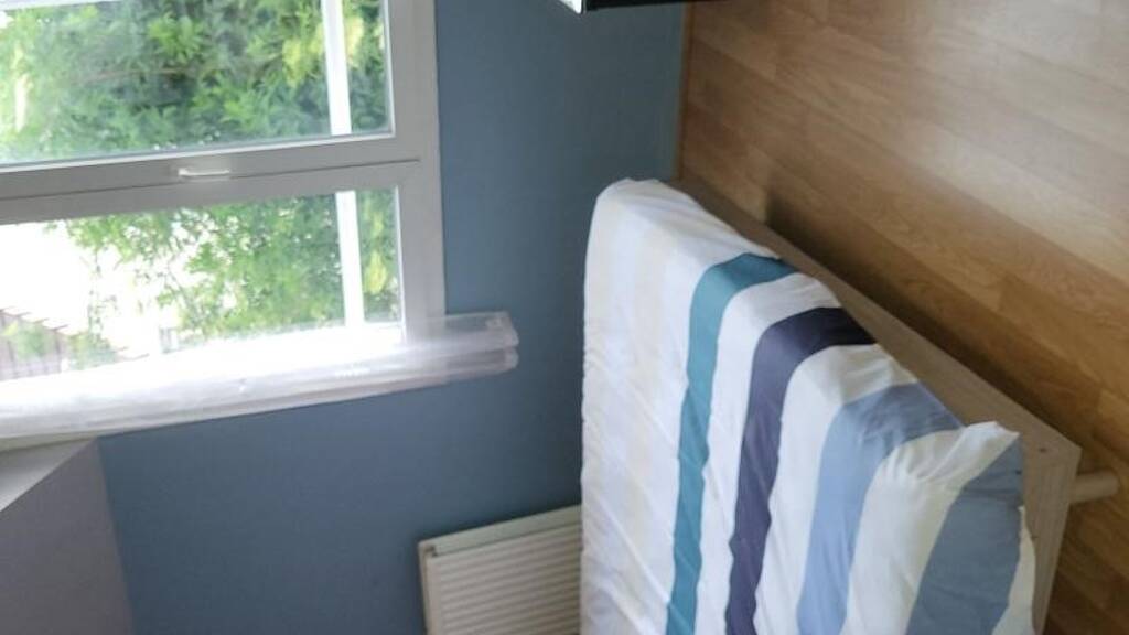 Studio à louer - logement étudiant 610 € 1 pièce 1 chambre 90 m² 1er étage Gare Saint-Gratien 95210