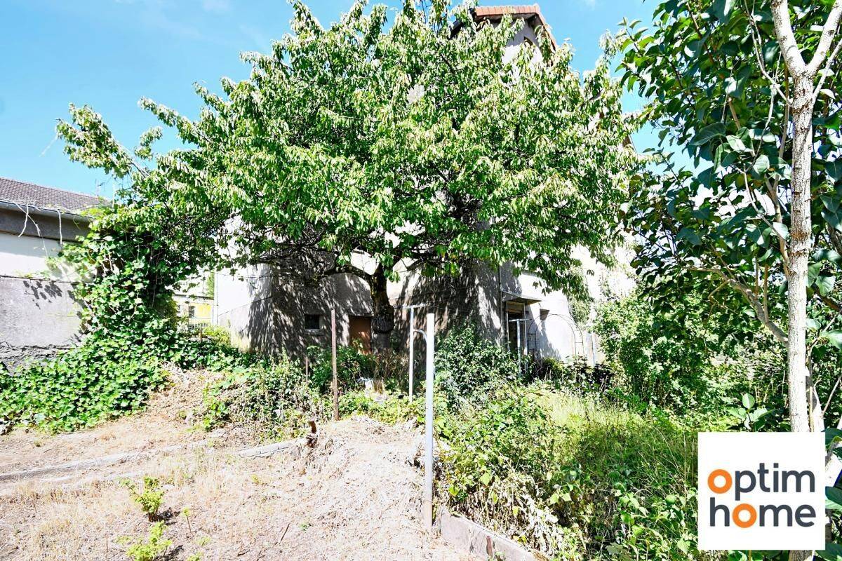 Maison 6 pièces 108 m² · à Mont-Saint-Martin · 108 m² · 179 000 €