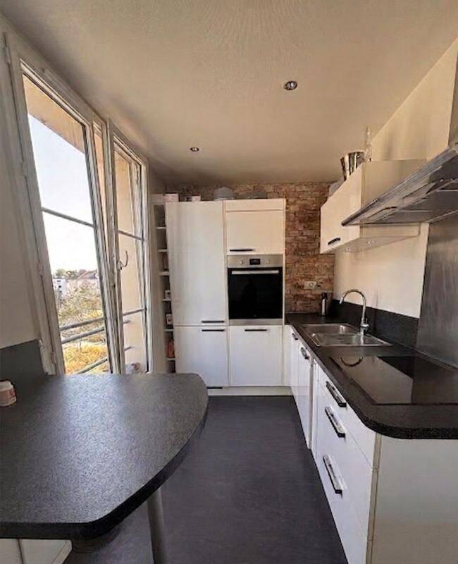 Appartement 3 pièces 80 m² · à Châlons-en-Champagne · 79,7 m² · 147 000 €