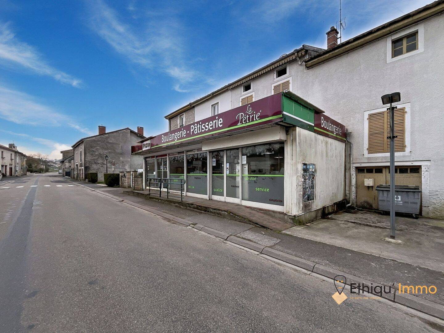 Maison 6 pièces 236 m² · à Doulaincourt-Saucourt · 236,3 m² · 140 000 €