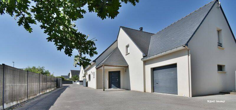 Maison 11 pièces 255 m² · à Clohars-Carnoët · 255 m² · 971 850 €