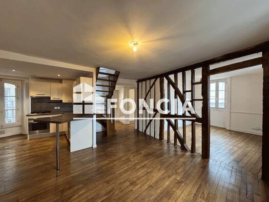 Duplex à louer 995 € 3 pièces 2 chambres 67,3 m² 4ème étage Centre Rennes 35000