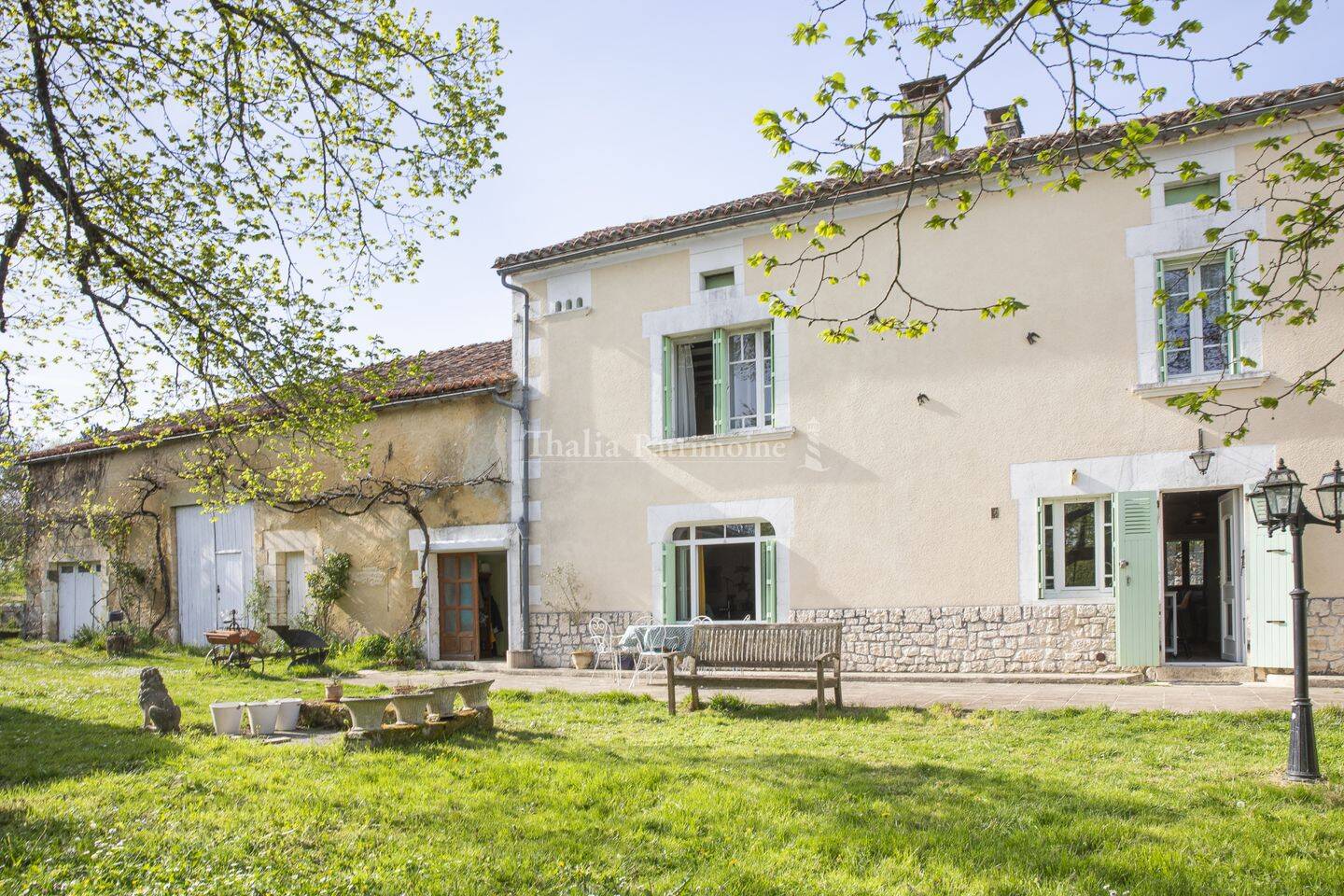 Maison 9 pièces 215 m² · à Mareuil en Périgord · 215 m² · 243 800 €