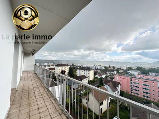 Appartement à vendre 185 000 € 5 pièces 3 chambres 106 m² Étage 7/7 Saint Claude - Torcols Besançon 25000