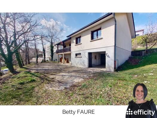 Maison de ville à vendre 220 000 € 4 pièces 3 chambres 90 m² 1 085 m² de terrain Peripherie Saint-Genest-Lerpt 42530