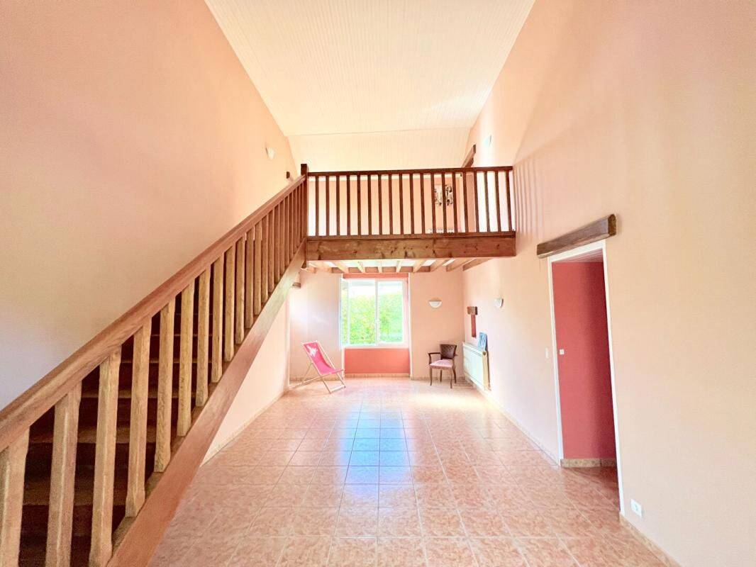 Maison 7 pièces 205 m² · à Garchizy · 205 m² · 189 000 €