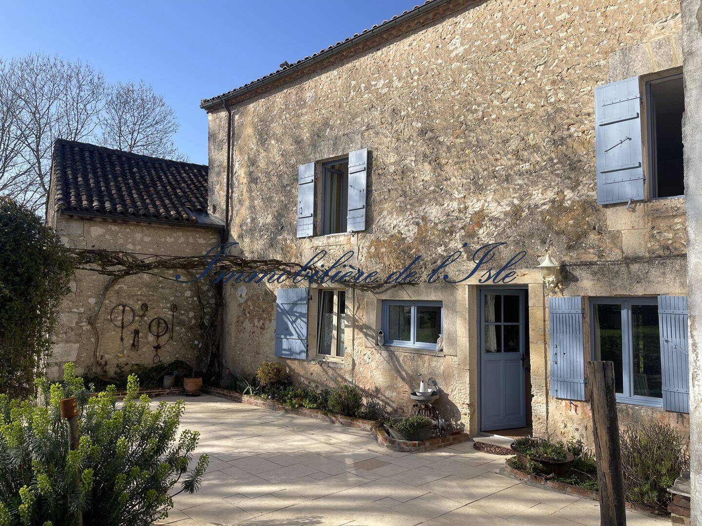Maison 10 pièces 350 m² · à Champcevinel · 350 m² · 545 000 €