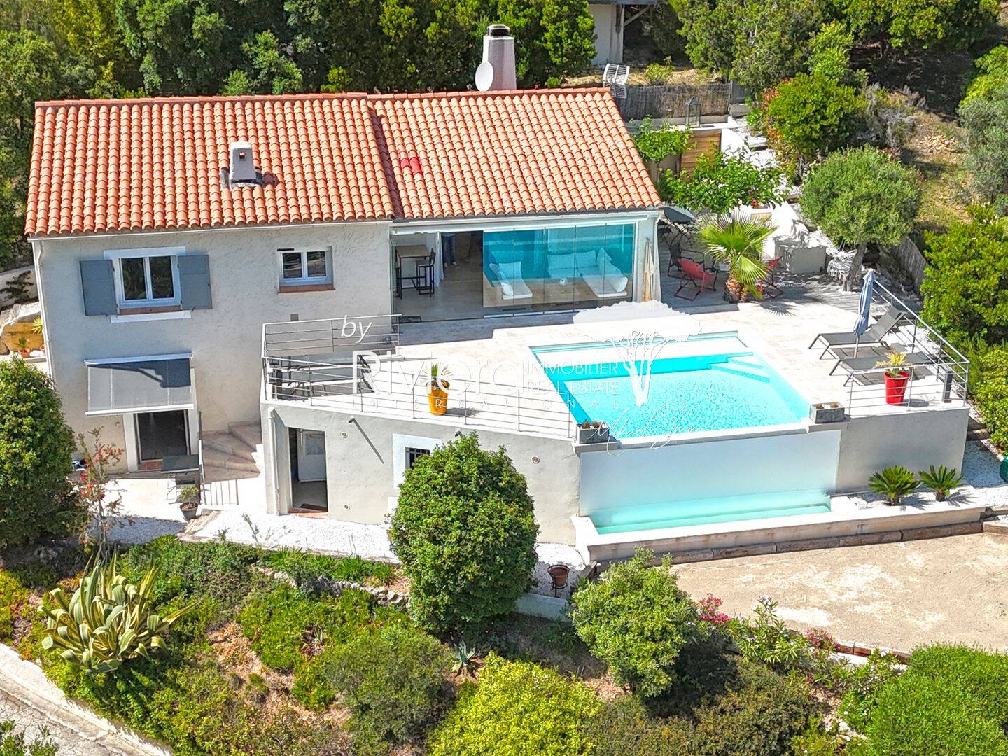 Maison 5 pièces 133 m² · à Cavalaire-sur-Mer · 133 m² · 1 185 000 €