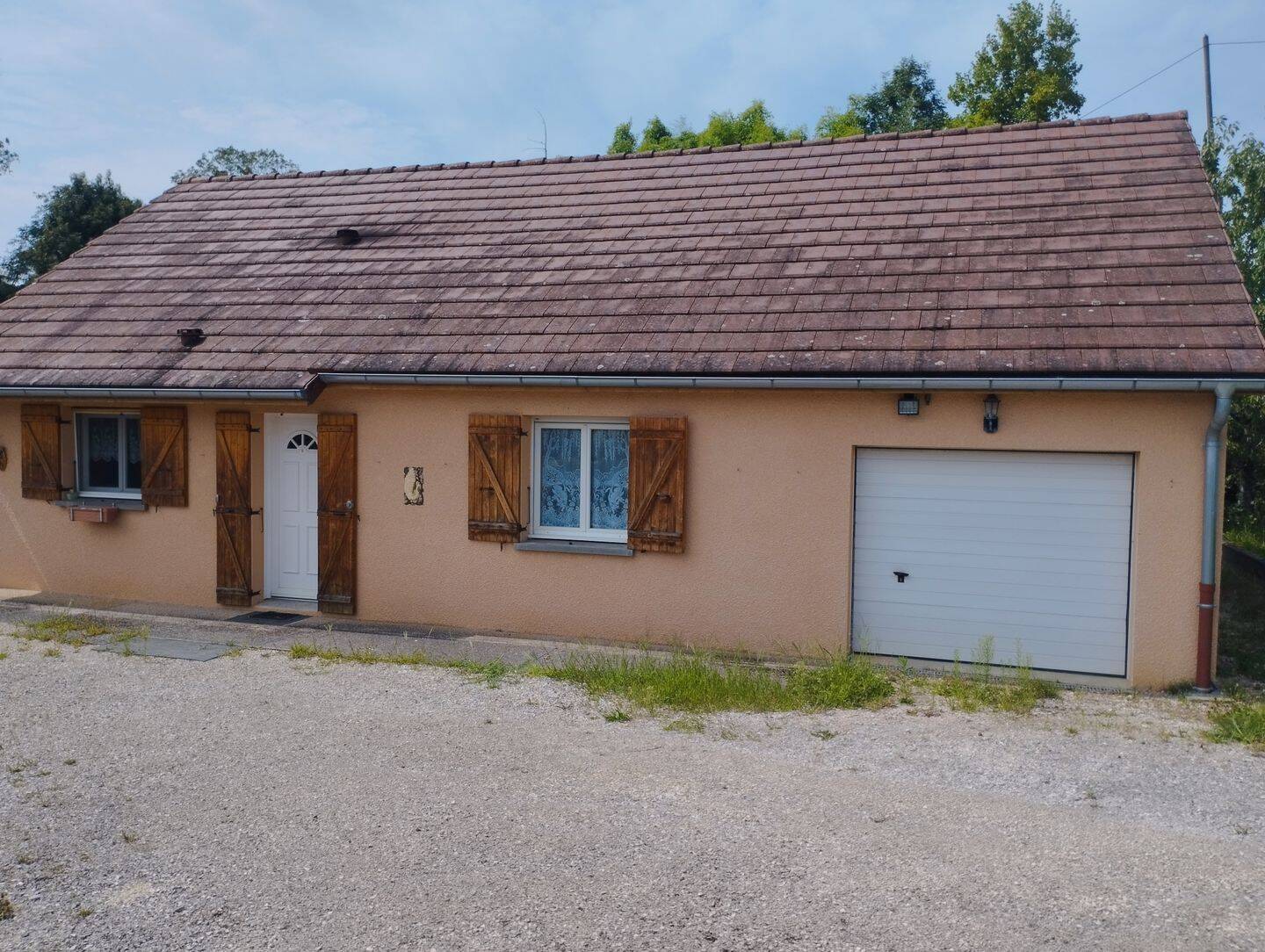 Maison 3 pièces 77 m² · à Bletterans · 77,1 m² · 195 000 €