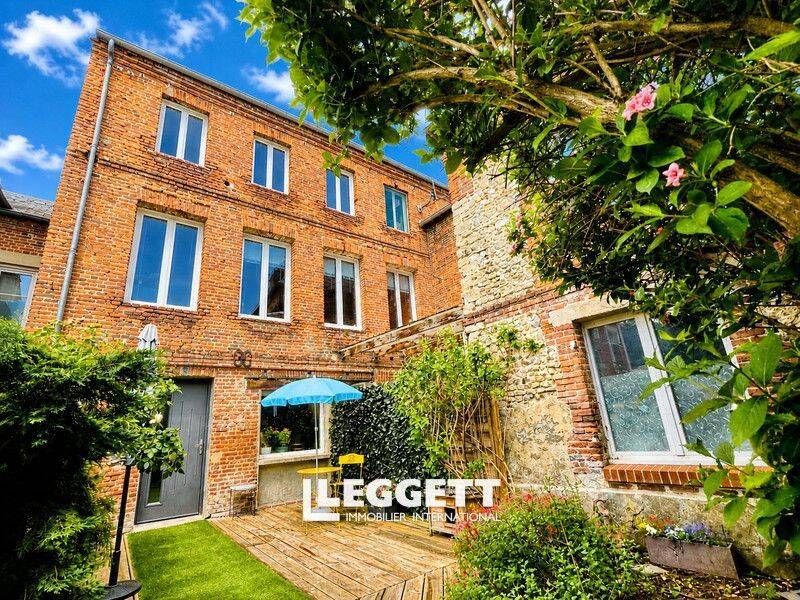Maison 5 pièces 165 m² · à Livarot-Pays-d'Auge · 165 m² · 250 000 €