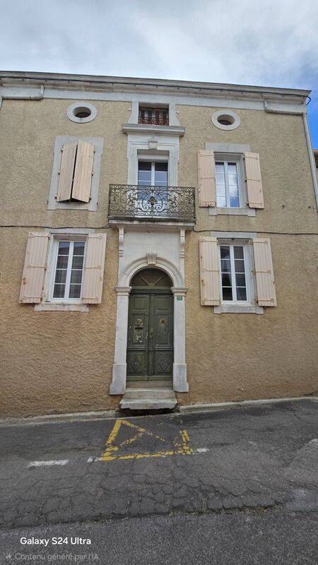 Maison 9 pièces 180 m² · à Quarante · 180 m² · 262 000 €