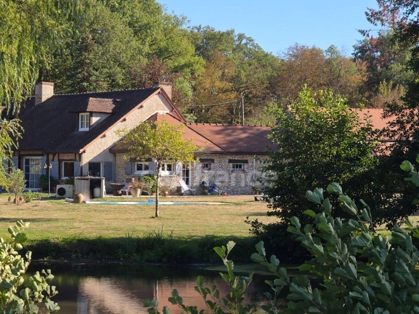 Maison 14 pièces 337 m² · à Langesse · 337 m² · 574 000 €