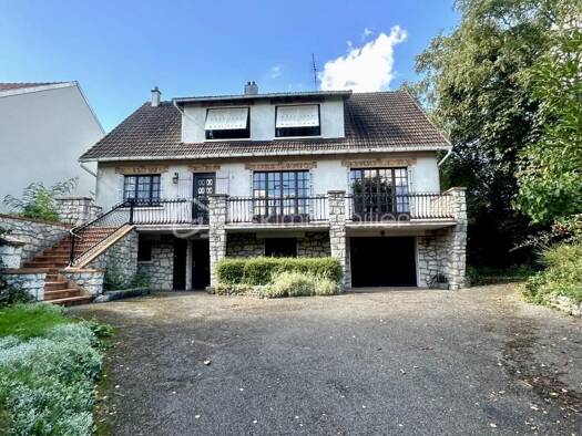 Maison à vendre 366 000 € 10 pièces 8 chambres 236 m² Ville Haute-Centre Montereau-Fault-Yonne 77130
