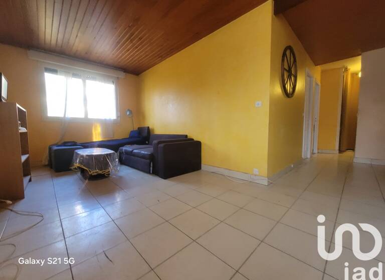 Appartement à vendre 89 900 € 4 pièces 2<br/>chambres 67 m²<br/>superficie 1/5<br/>étage Grigny 2 Grigny 91350
