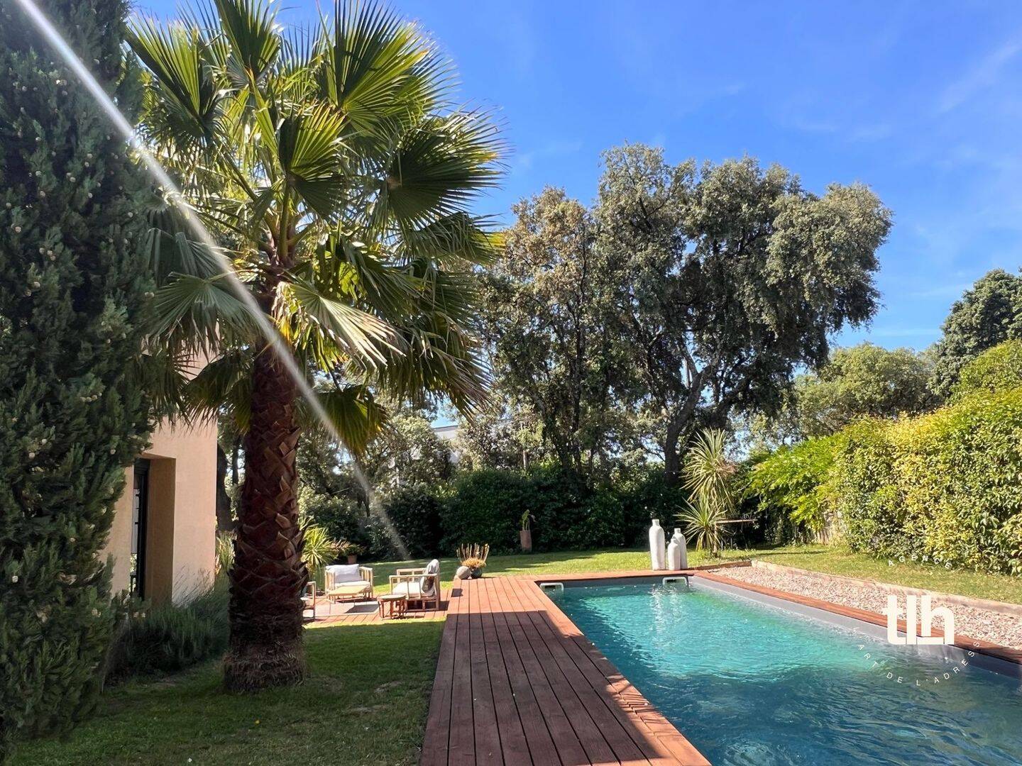 Maison 6 pièces 202 m² · à Saint-Geniès-des-Mourgues · 202 m² · 788 000 €